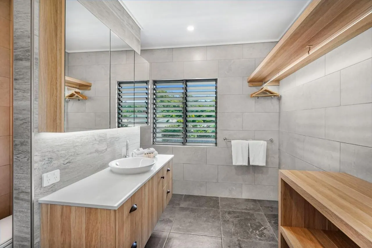 Nyaraló Belle Escapes Beachfront Luxury Home 53 Arlington Clifton Beach Palm Cove