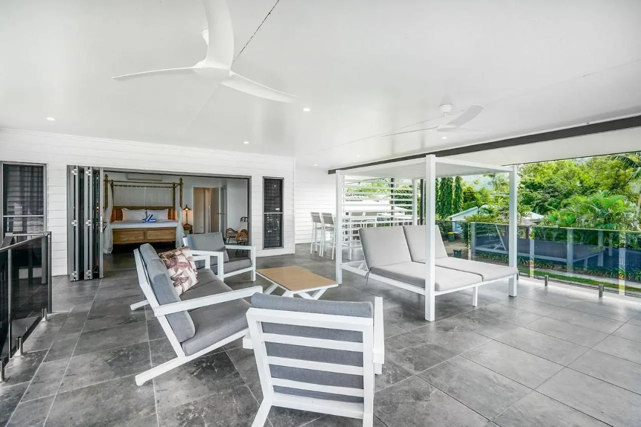 Nyaraló Belle Escapes Beachfront Luxury Home 53 Arlington Clifton Beach Palm Cove